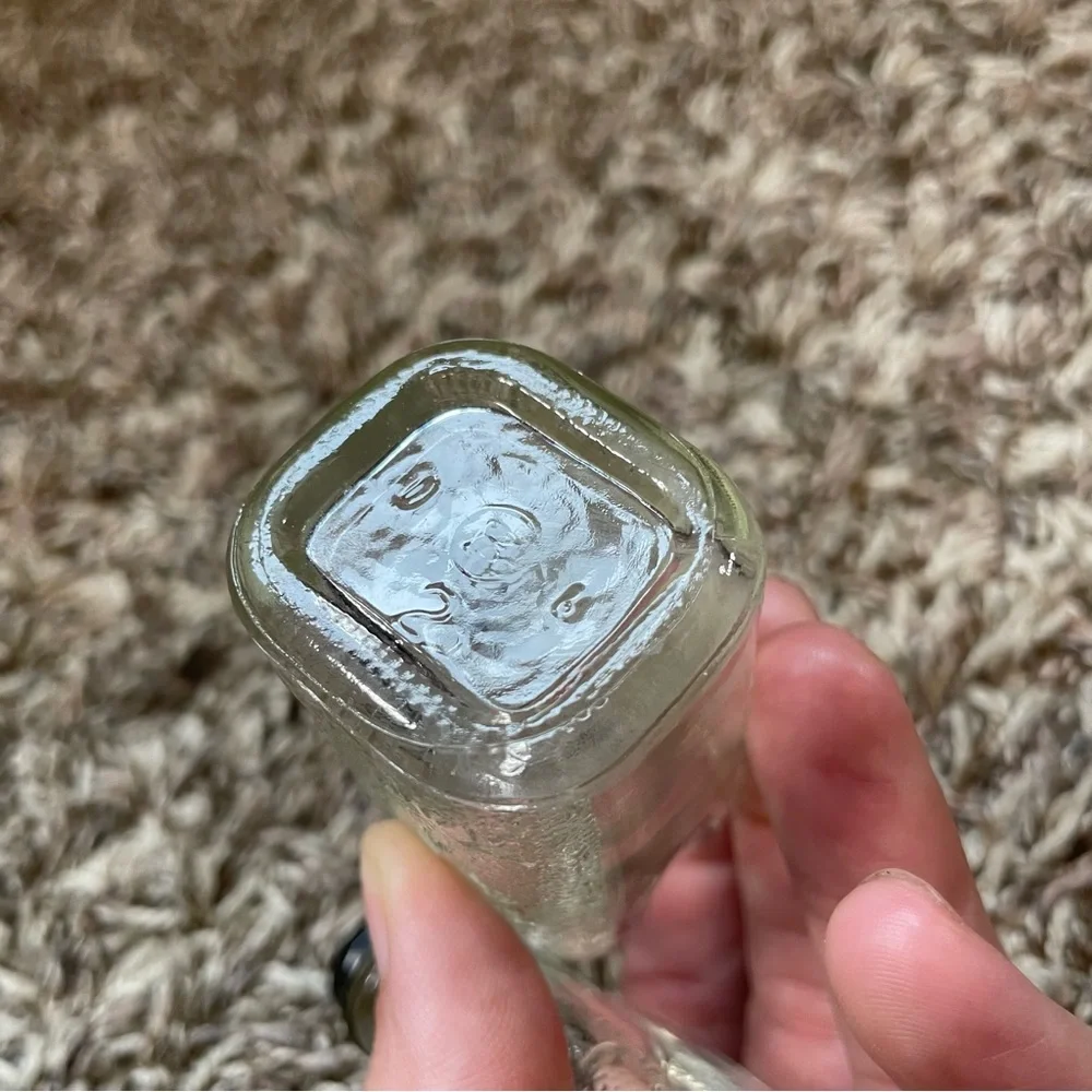 Seagram’s Gin Salt and Pepper Shakers